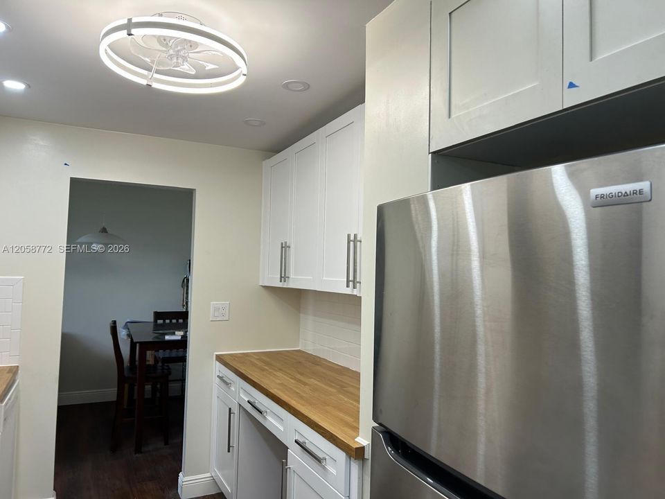 For Rent: $1,875 (2 beds, 2 baths, 1060 Square Feet)