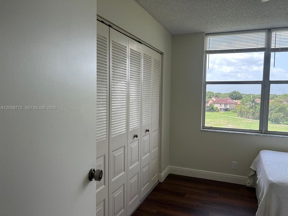 For Rent: $1,875 (2 beds, 2 baths, 1060 Square Feet)