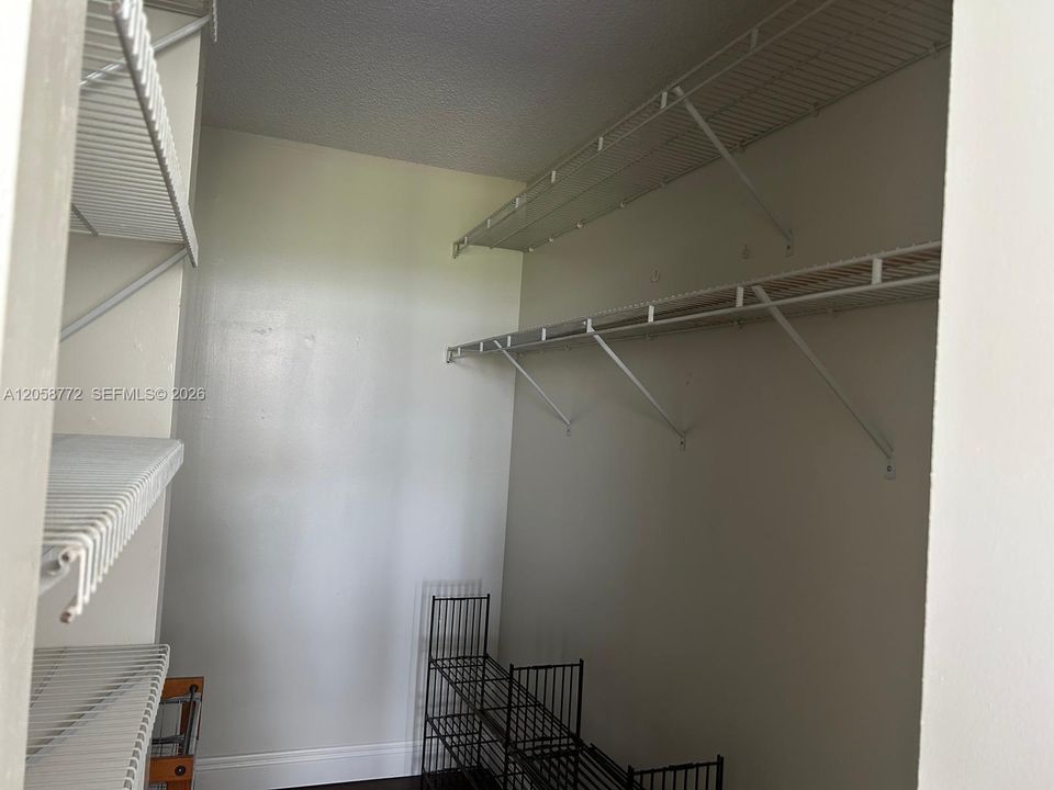 For Rent: $1,875 (2 beds, 2 baths, 1060 Square Feet)