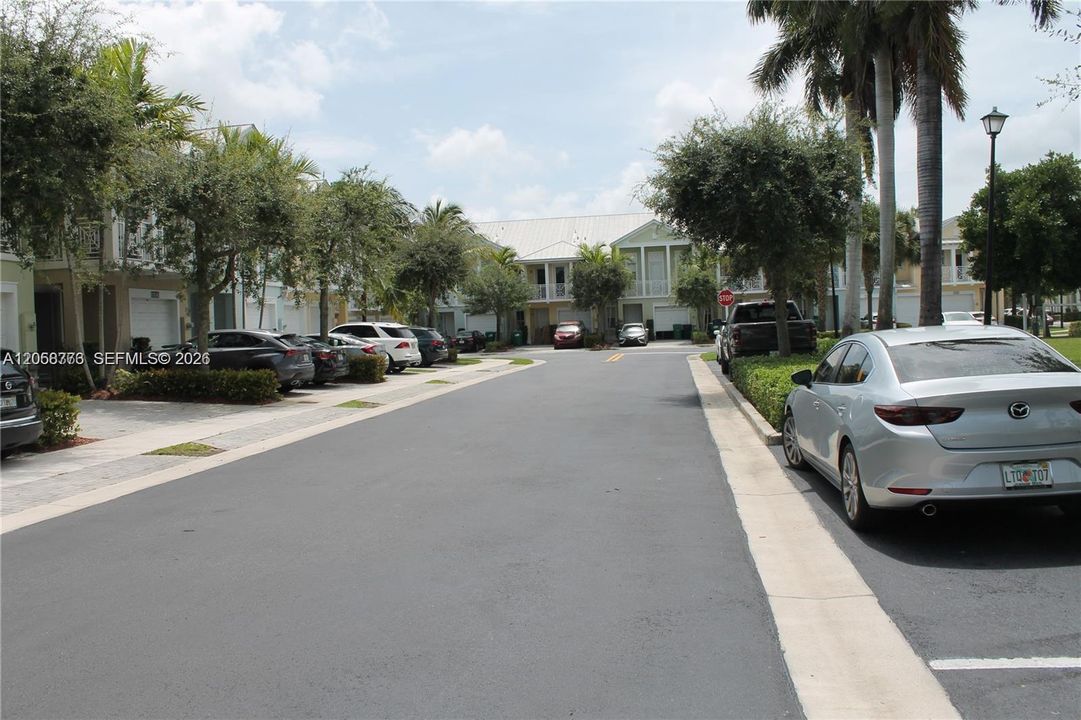 For Sale: $769,999 (4 beds, 3 baths, 2310 Square Feet)