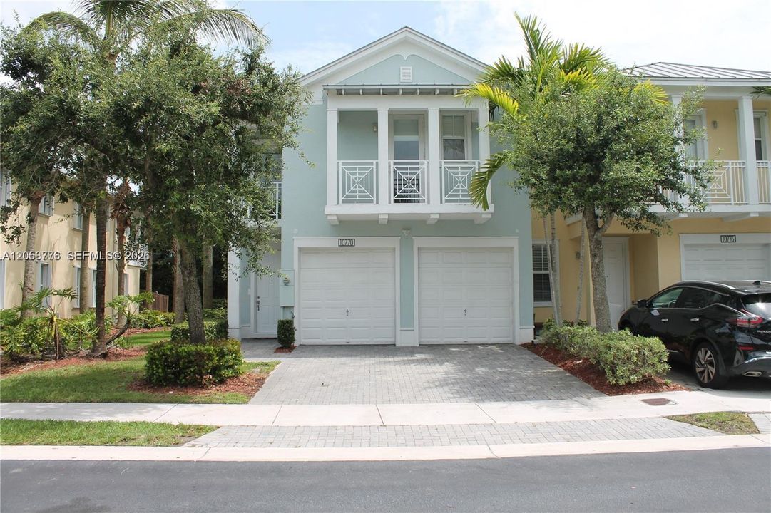 For Sale: $769,999 (4 beds, 3 baths, 2310 Square Feet)
