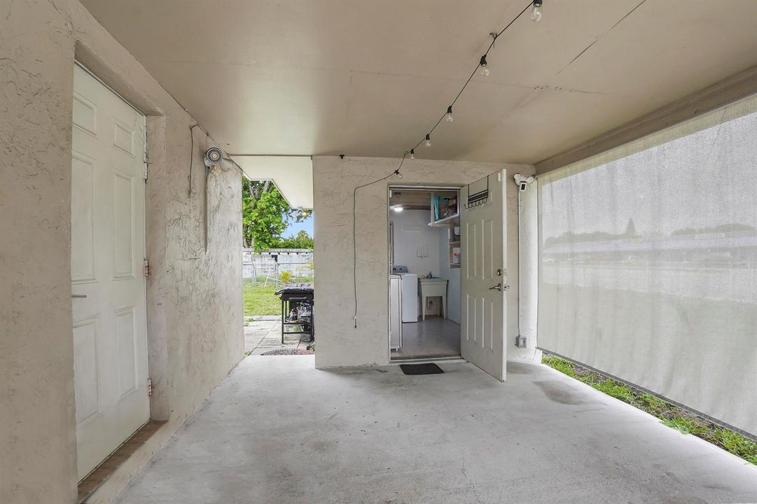 20 Patio 02