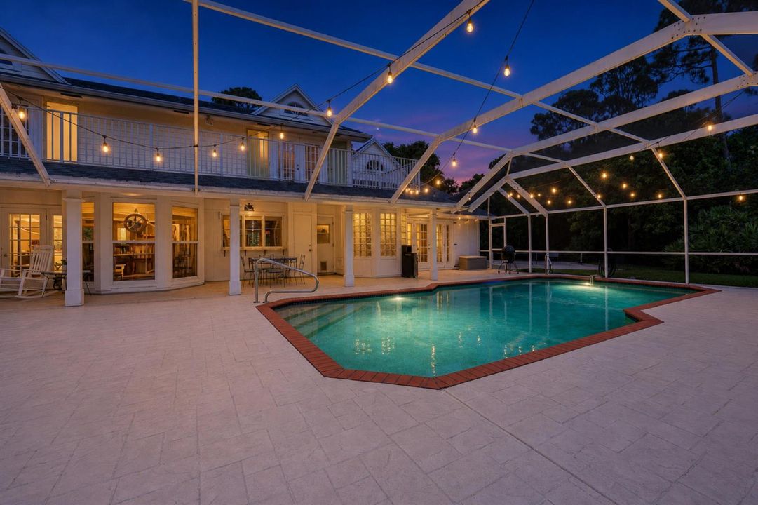 Screened-In Pool