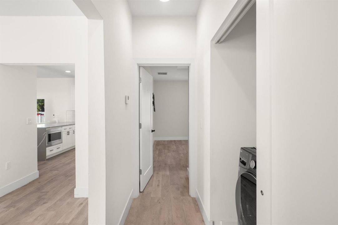 2094 SW Capeador St - 9