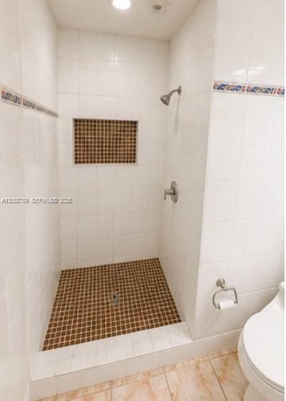 En Venta: $339,997 (2 camas, 2 baños, 1000 Pies cuadrados)