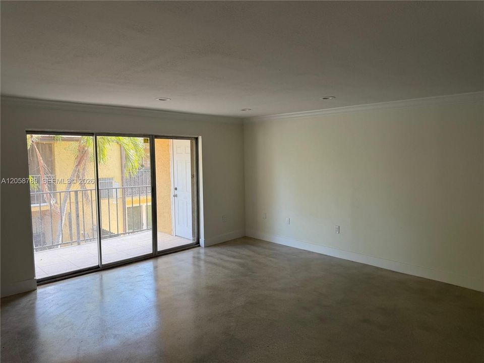 En Venta: $339,997 (2 camas, 2 baños, 1000 Pies cuadrados)