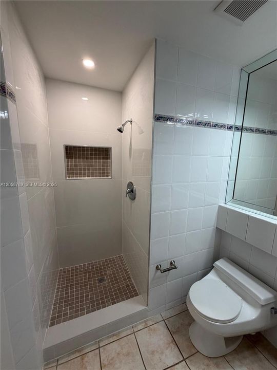 En Venta: $339,997 (2 camas, 2 baños, 1000 Pies cuadrados)