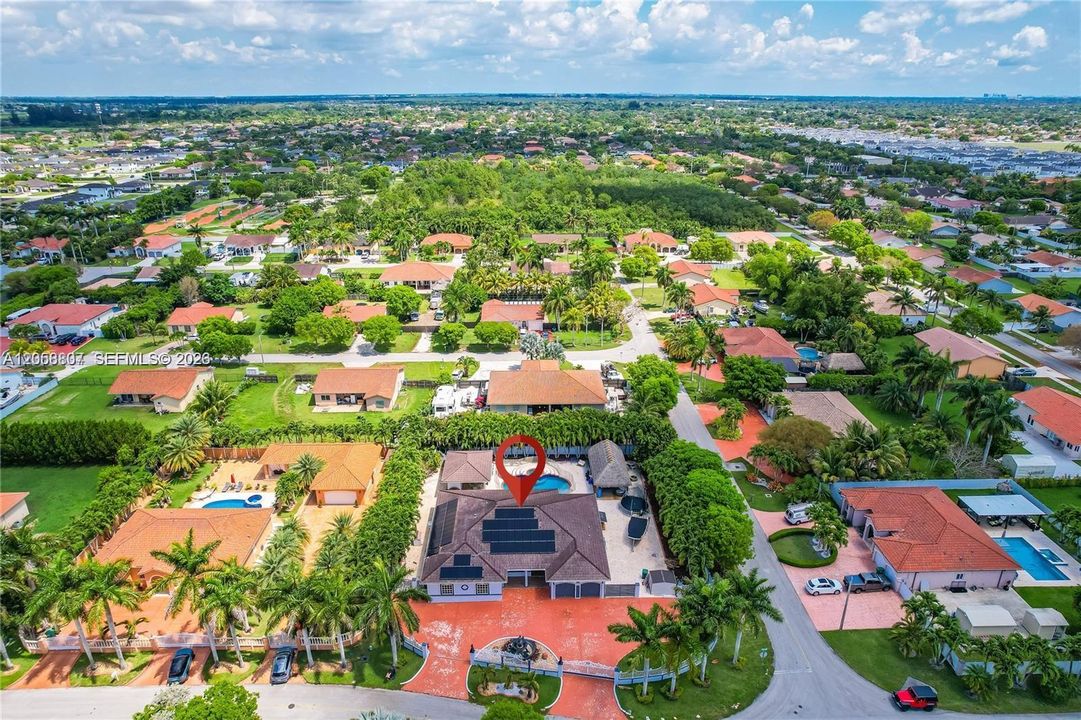 На продажу: $1,299,000 (5 спален, 4 ванн, 3319 Квадратных фут)