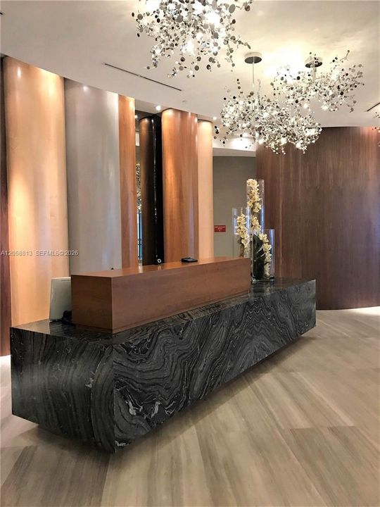 出租: $7,000 (3 贝兹, 3 浴室, 1592 平方英尺)