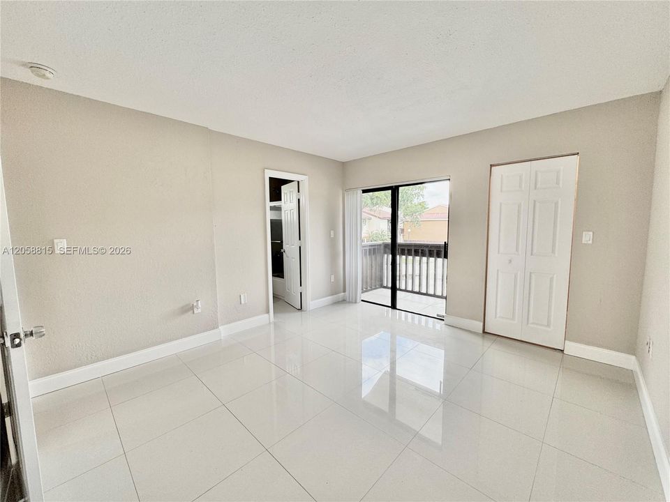 В аренду: $2,590 (3 спален, 2 ванн, 1264 Квадратных фут)