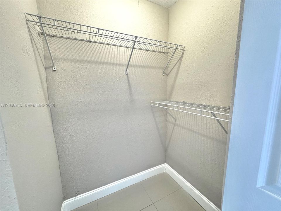 В аренду: $2,590 (3 спален, 2 ванн, 1264 Квадратных фут)