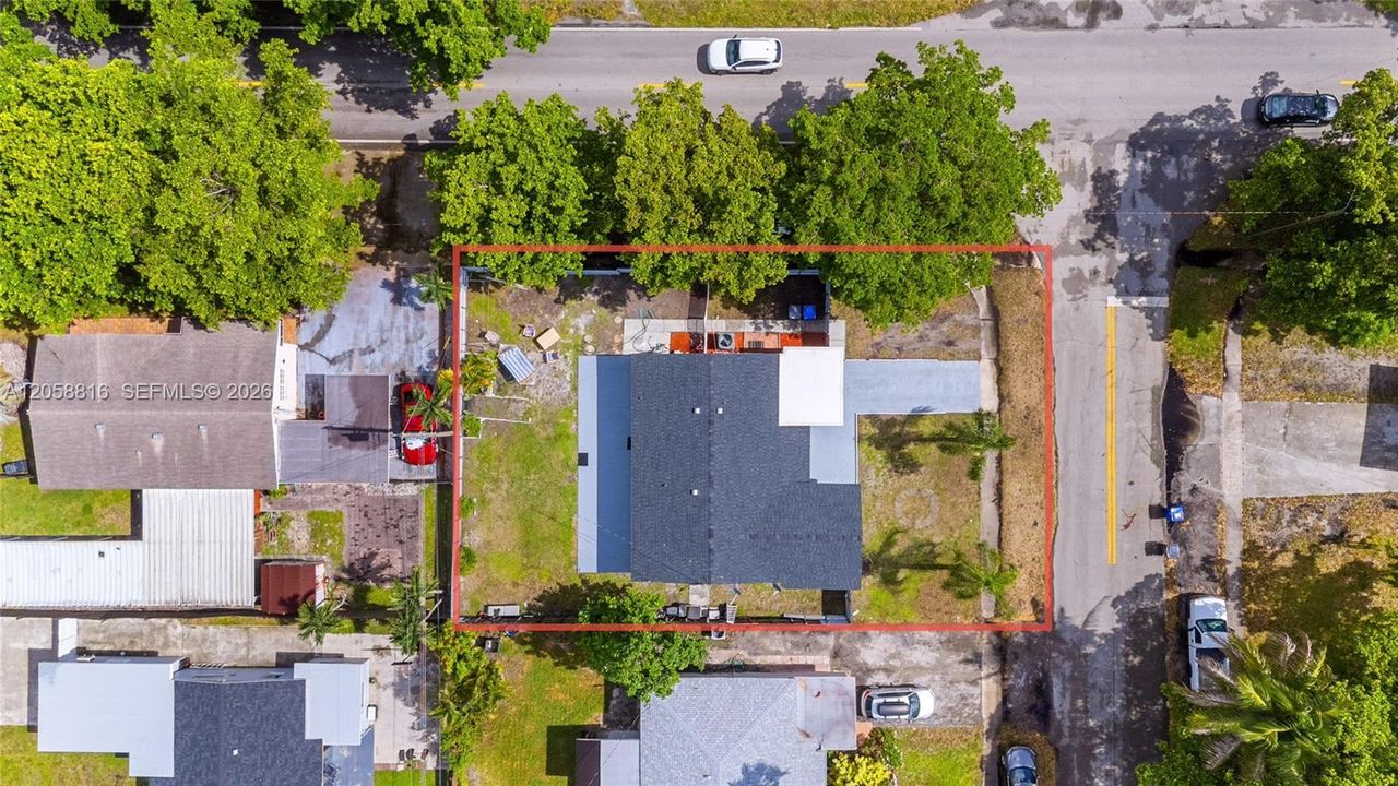 For Sale: $520,000 (3 beds, 1 baths, 1221 Square Feet)