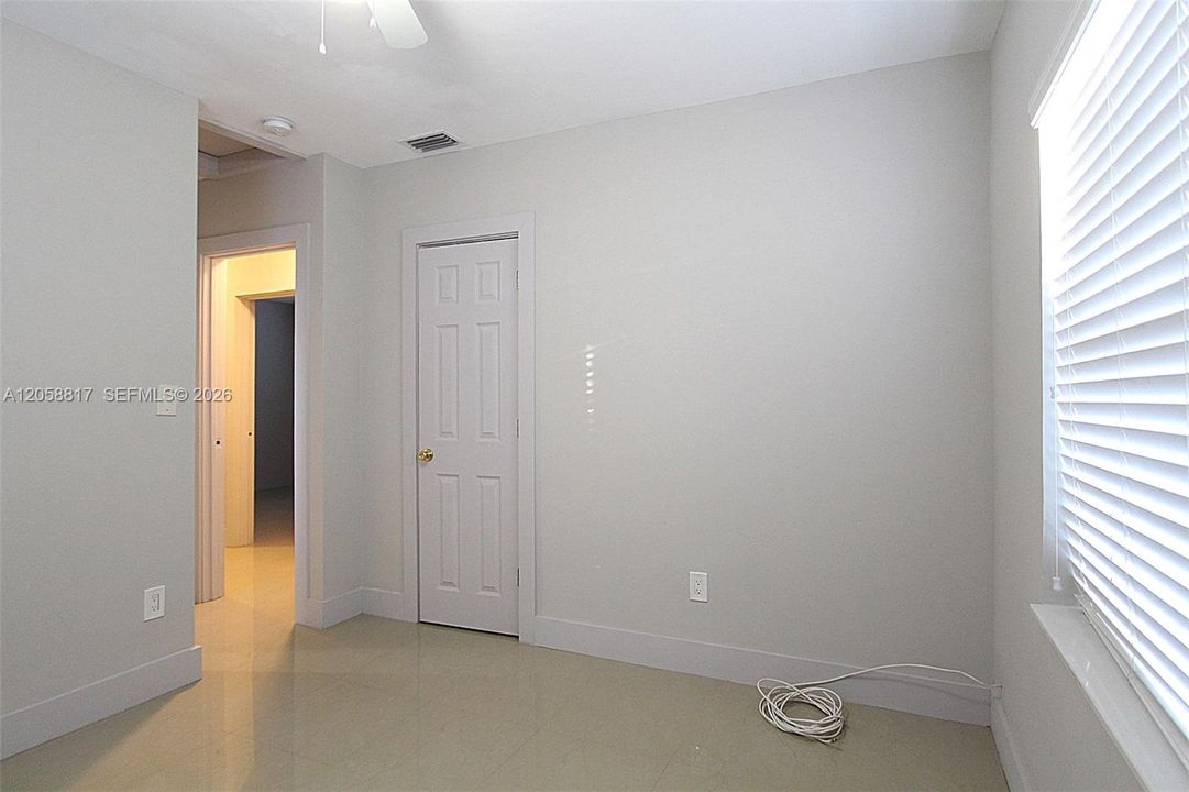 В аренду: $2,900 (3 спален, 2 ванн, 1085 Квадратных фут)