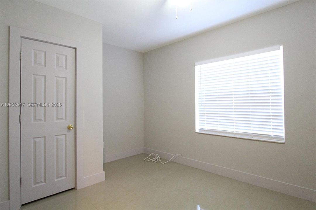 В аренду: $2,900 (3 спален, 2 ванн, 1085 Квадратных фут)