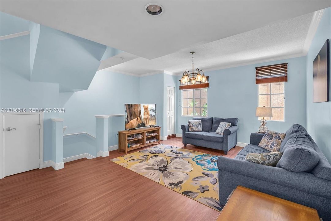 For Rent: $3,600 (2 beds, 2 baths, 1316 Square Feet)