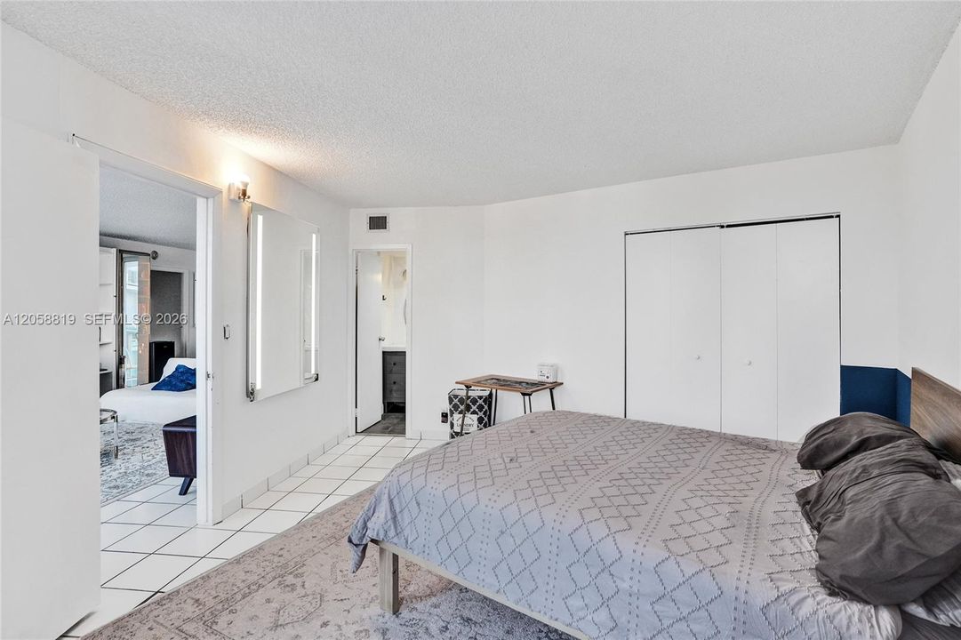 В аренду: $2,900 (2 спален, 2 ванн, 1357 Квадратных фут)