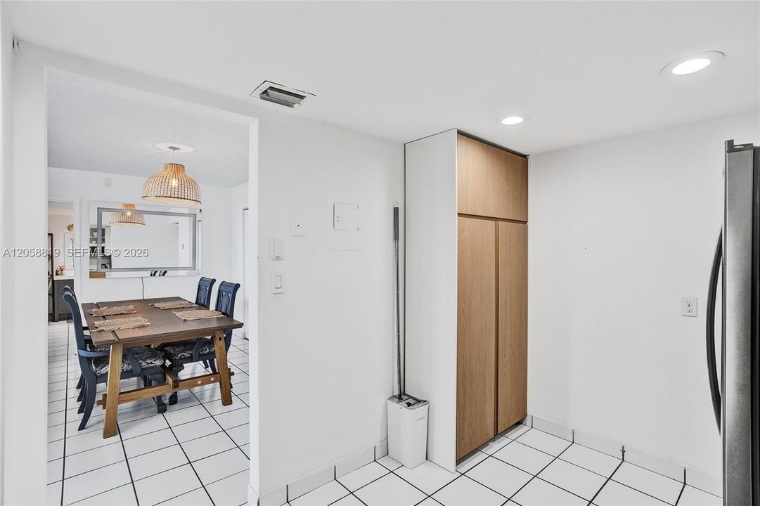 В аренду: $2,900 (2 спален, 2 ванн, 1357 Квадратных фут)