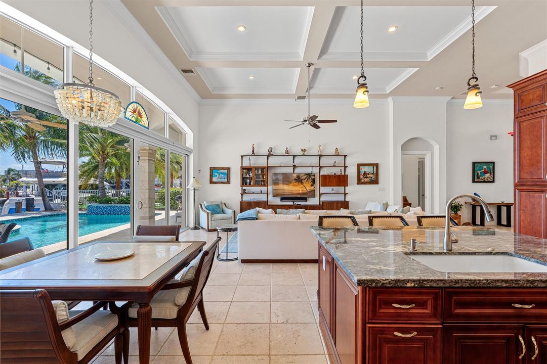 KITCHEN_STRAIGHT
