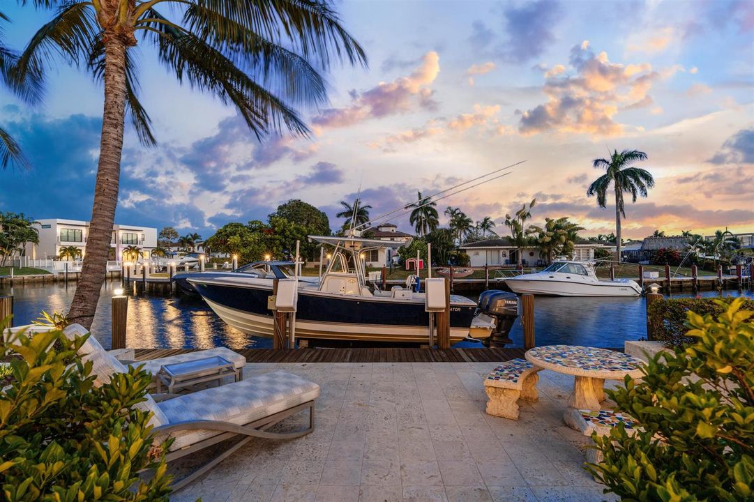 DOCK_STRAIGHT_SUNSET