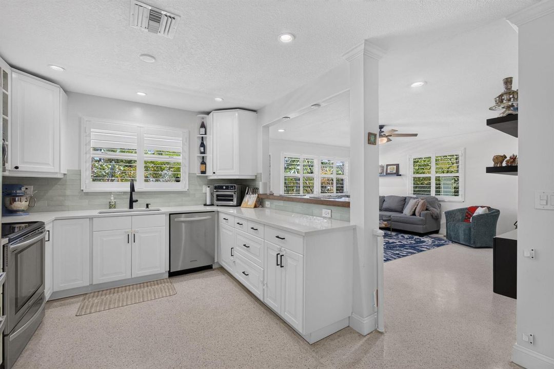 22-web-or-mls-5D1A3985