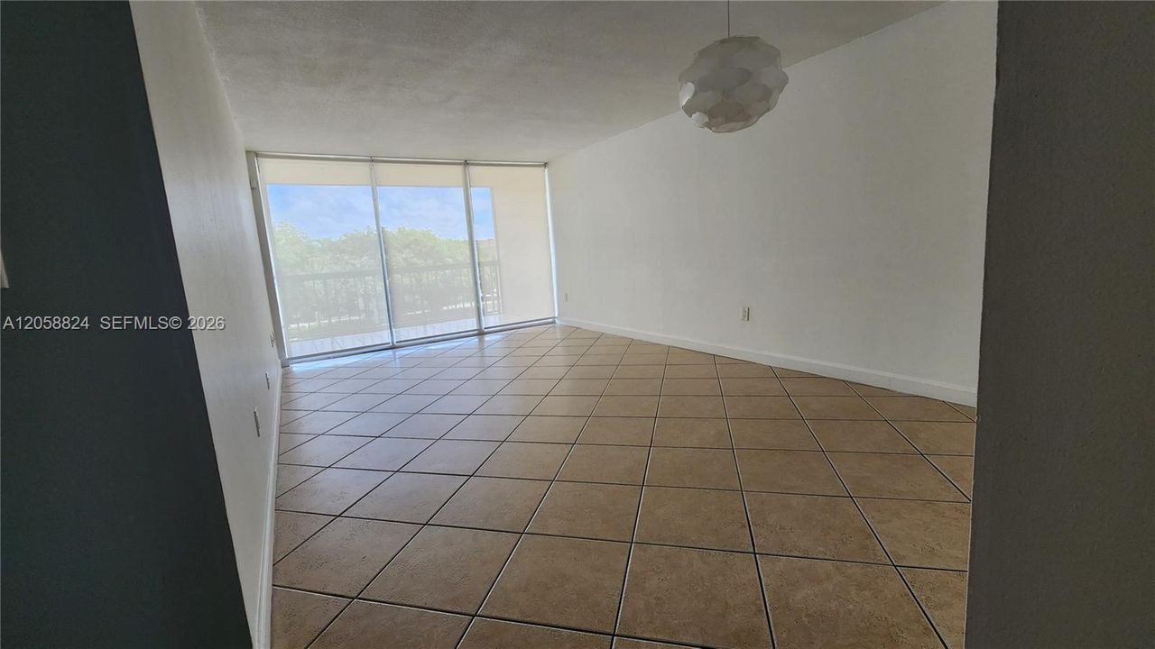 В аренду: $2,250 (2 спален, 2 ванн, 936 Квадратных фут)