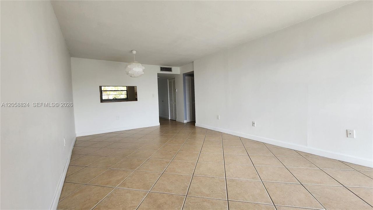 В аренду: $2,250 (2 спален, 2 ванн, 936 Квадратных фут)