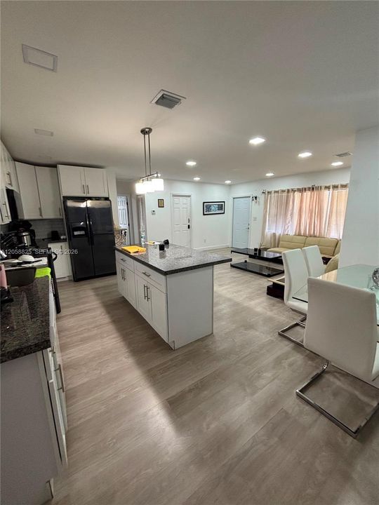 For Sale: $520,000 (4 beds, 2 baths, 1471 Square Feet)