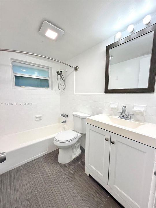 For Rent: $1,650 (0 beds, 1 baths, 434 Square Feet)
