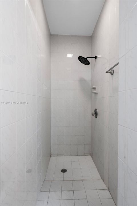 В аренду: $3,500 (3 спален, 2 ванн, 2180 Квадратных фут)
