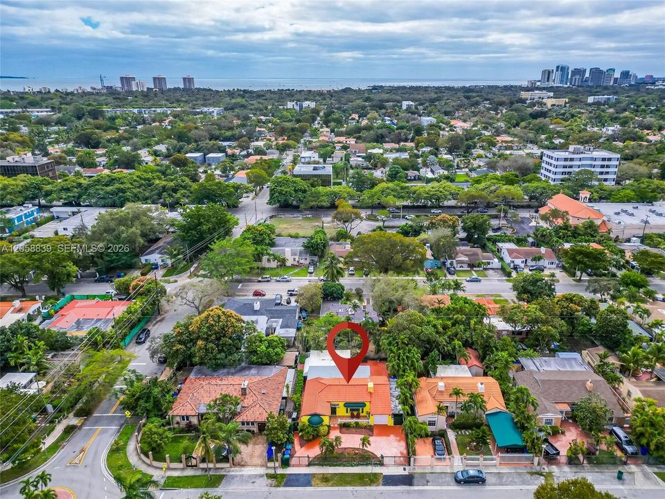 В аренду: $3,500 (3 спален, 2 ванн, 2180 Квадратных фут)