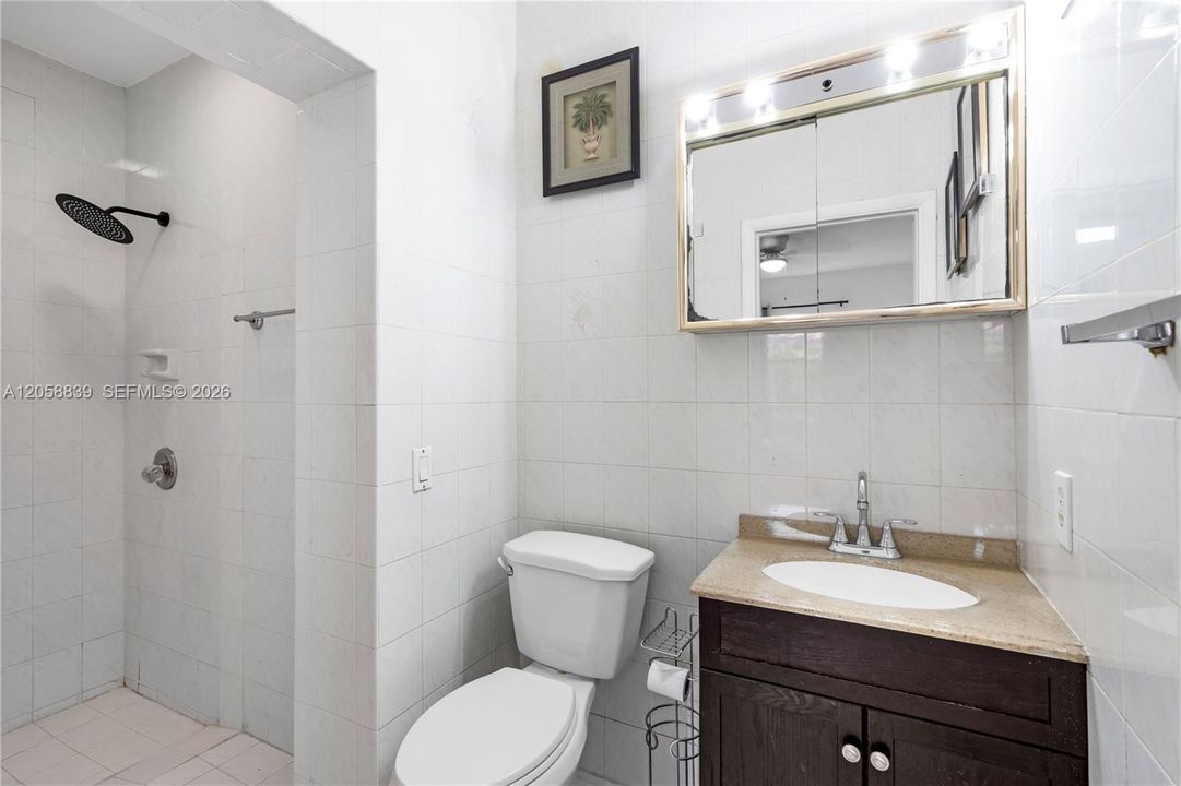 В аренду: $3,500 (3 спален, 2 ванн, 2180 Квадратных фут)