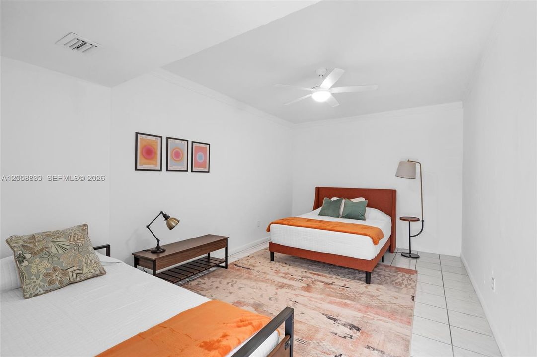 В аренду: $3,500 (3 спален, 2 ванн, 2180 Квадратных фут)