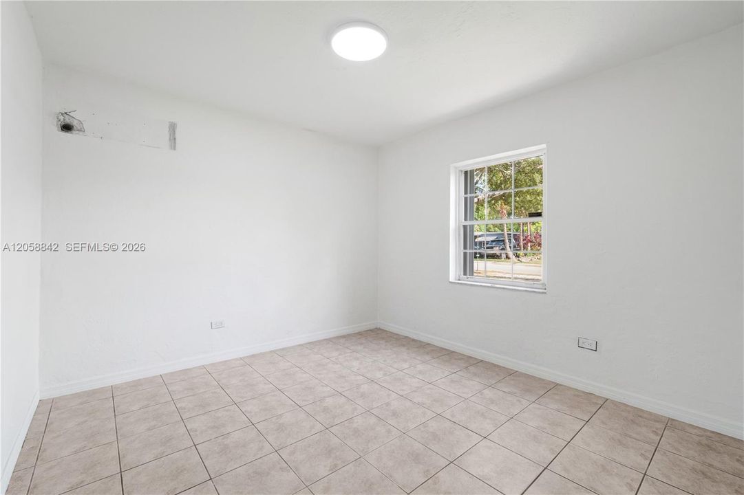 En Venta: $600,000 (3 camas, 2 baños, 1385 Pies cuadrados)