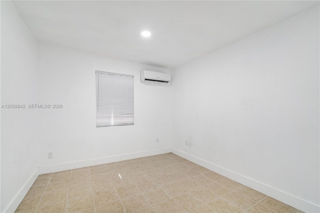 En Venta: $600,000 (3 camas, 2 baños, 1385 Pies cuadrados)