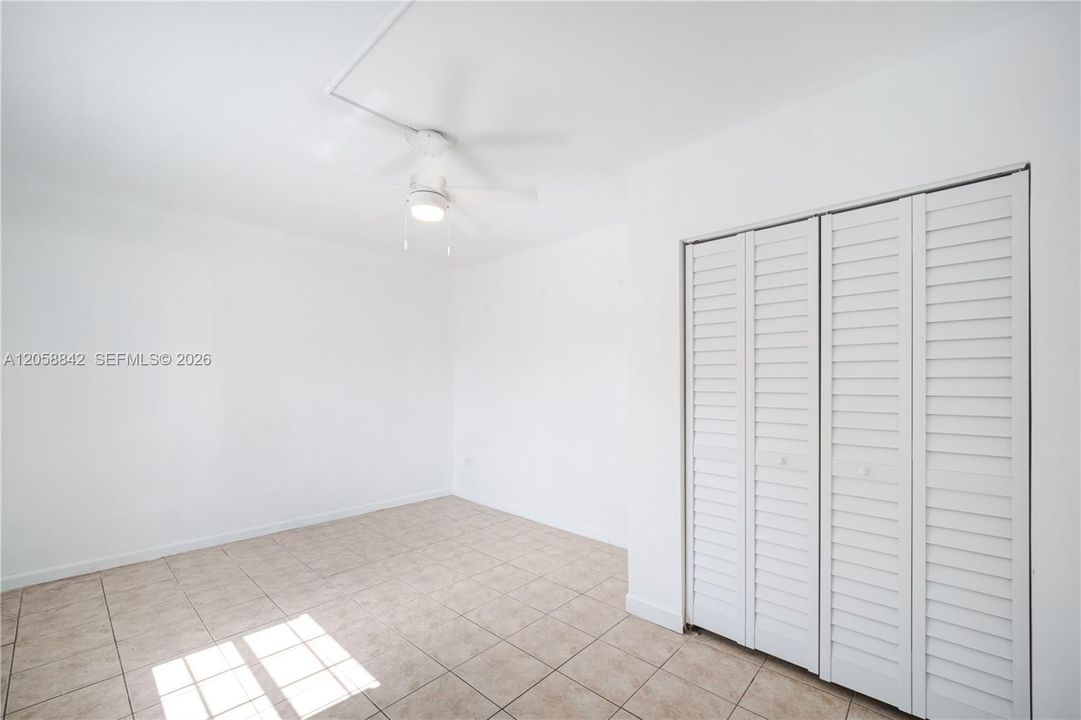 En Venta: $600,000 (3 camas, 2 baños, 1385 Pies cuadrados)