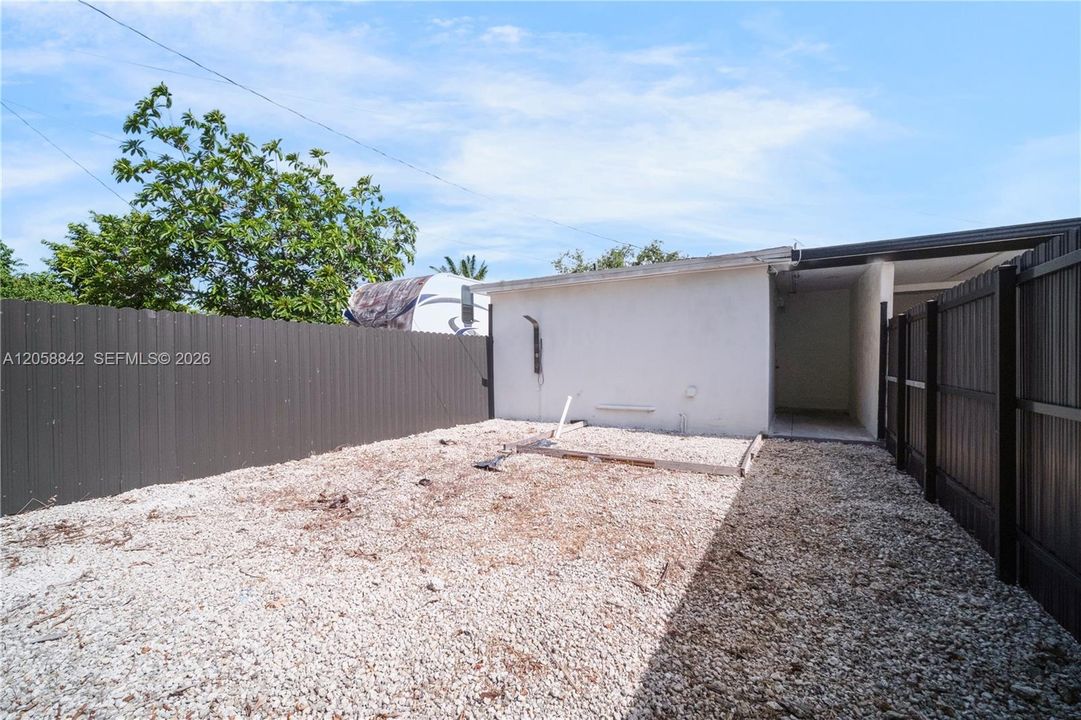 En Venta: $600,000 (3 camas, 2 baños, 1385 Pies cuadrados)