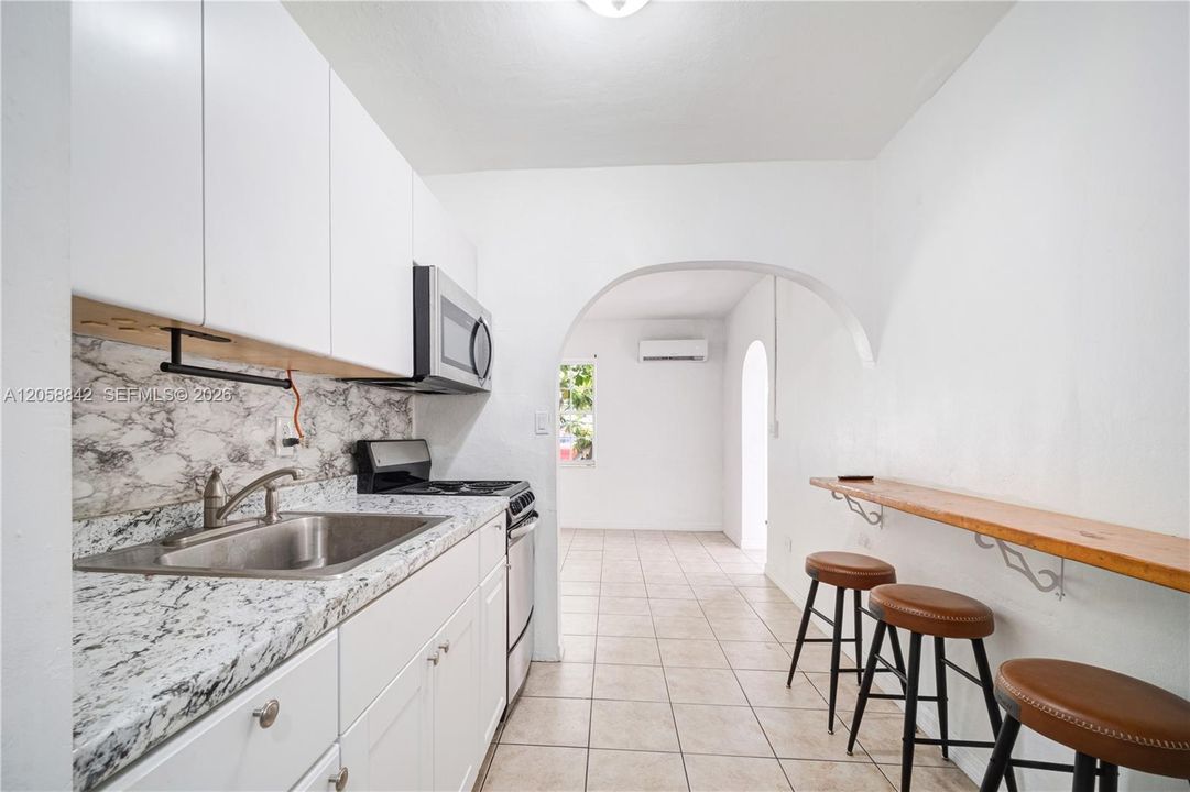 En Venta: $600,000 (3 camas, 2 baños, 1385 Pies cuadrados)