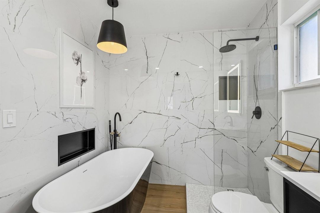 35-web-or-mls-NW 68th St-S2207-035