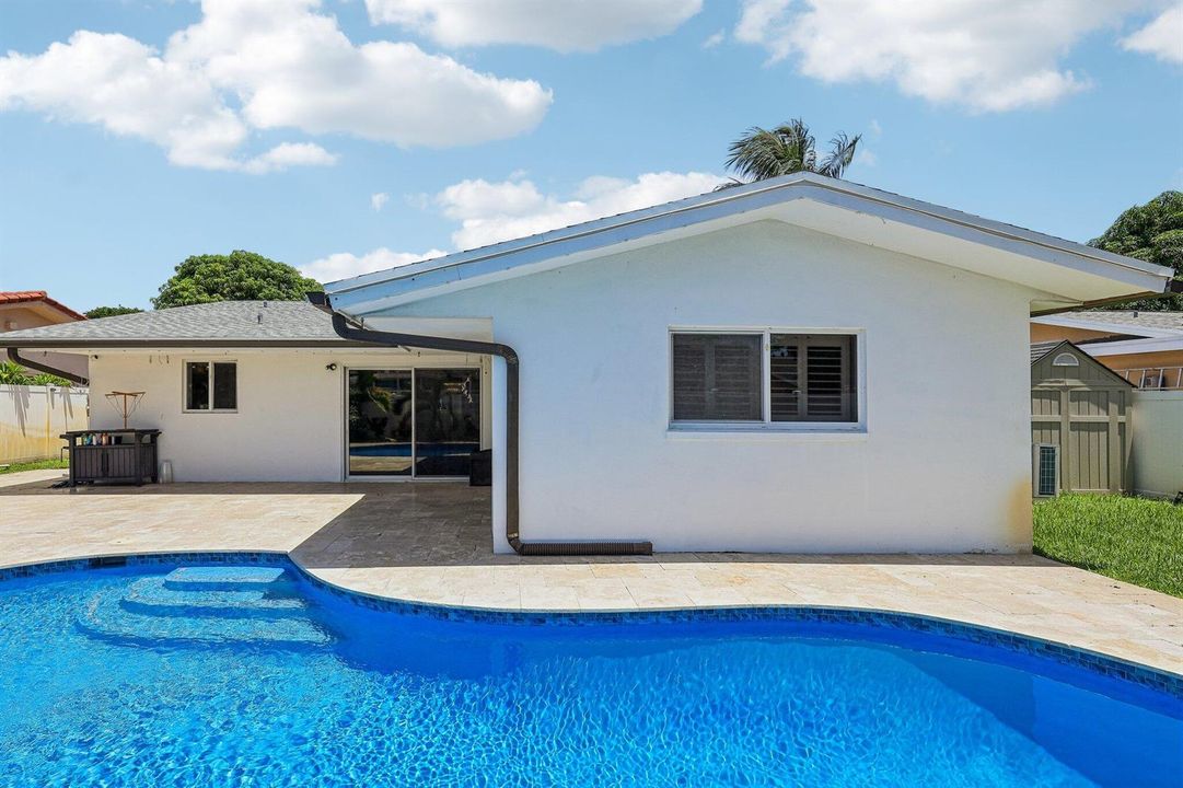 51-web-or-mls-NW 68th St-S2207-051