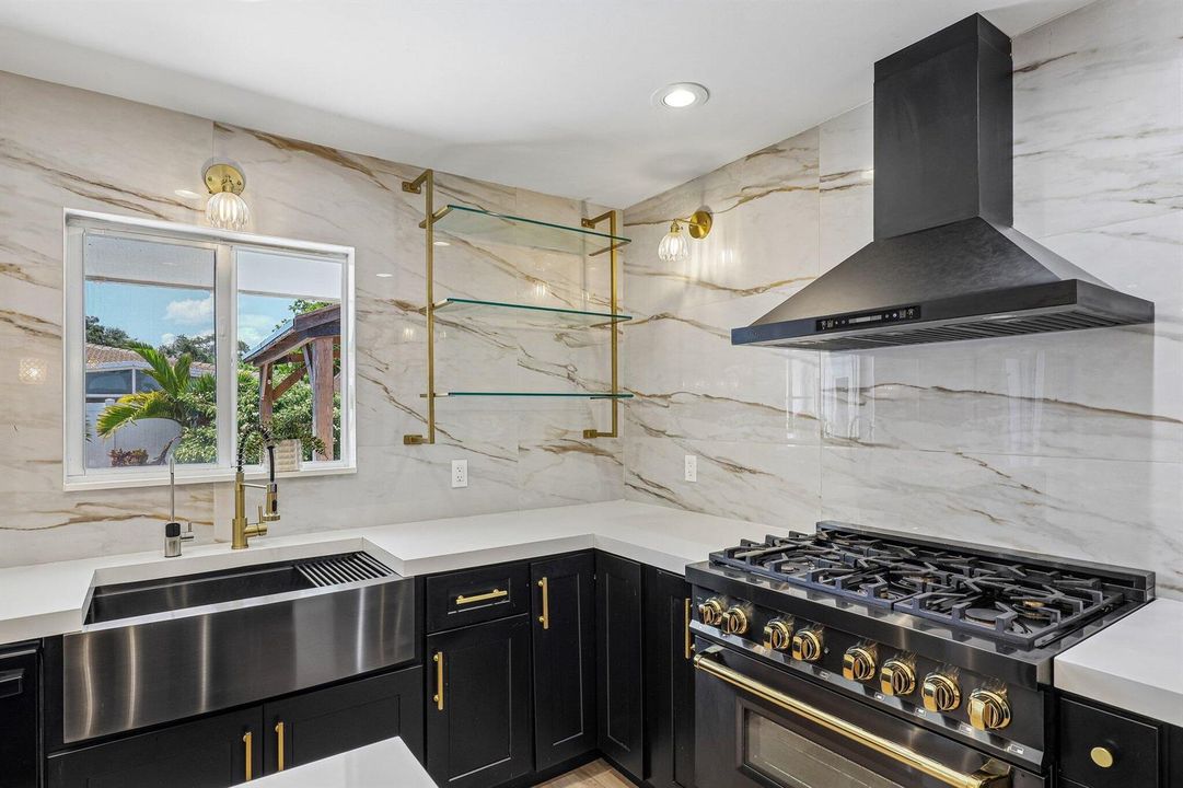 17-web-or-mls-NW 68th St-S2207-017