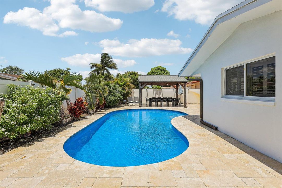 50-web-or-mls-NW 68th St-S2207-050