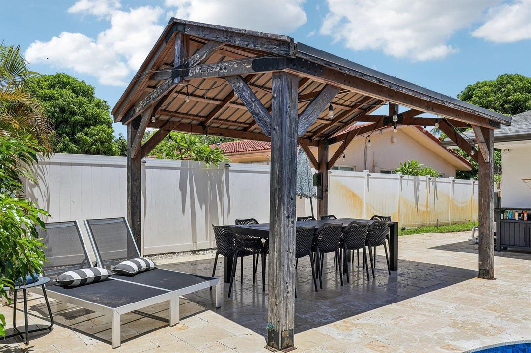 44-web-or-mls-NW 68th St-S2207-044