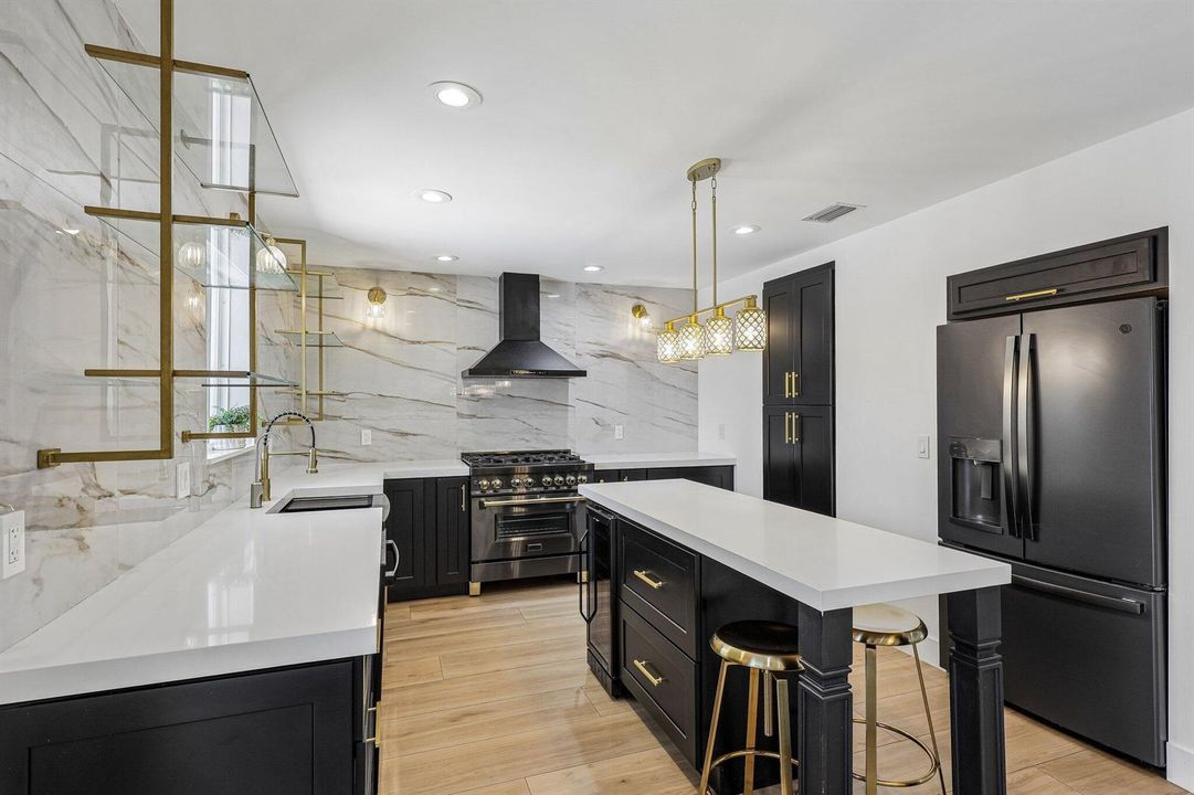 15-web-or-mls-NW 68th St-S2207-015