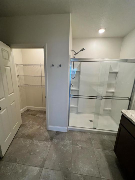 2nd closet and shower
