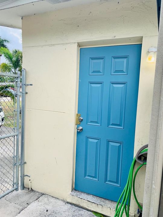 Side door