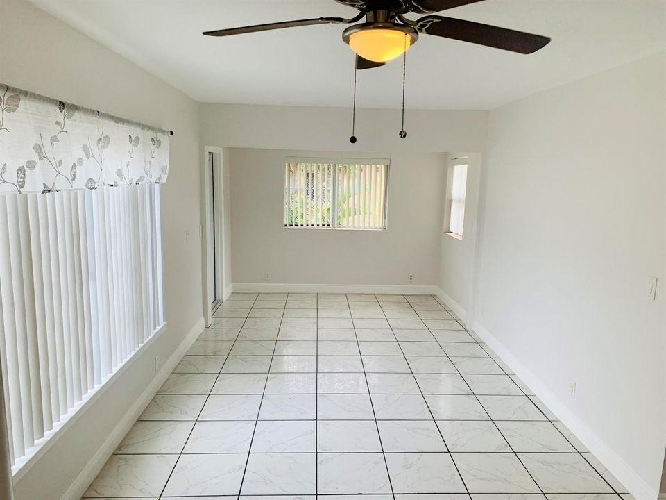 Living:dining area