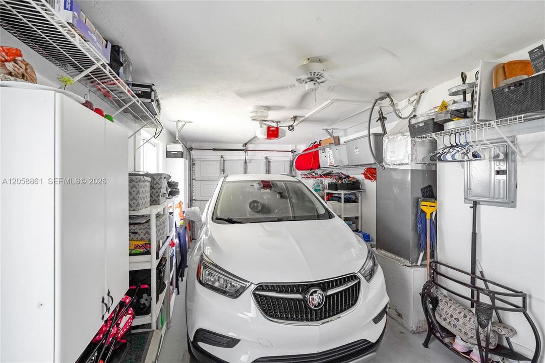 На продажу: $399,000 (3 спален, 2 ванн, 1298 Квадратных фут)