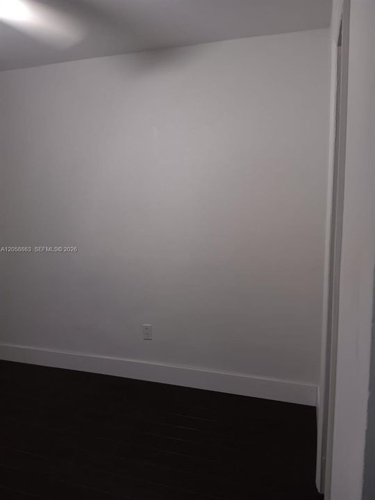 For Rent: $1,800 (2 beds, 1 baths, 648 Square Feet)