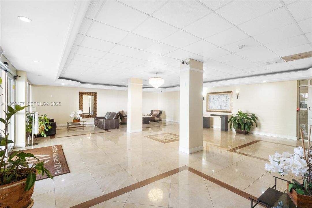 На продажу: $340,000 (2 спален, 2 ванн, 1200 Квадратных фут)