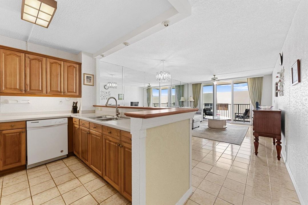 3540 S Ocean Blvd #604 - Kitchen